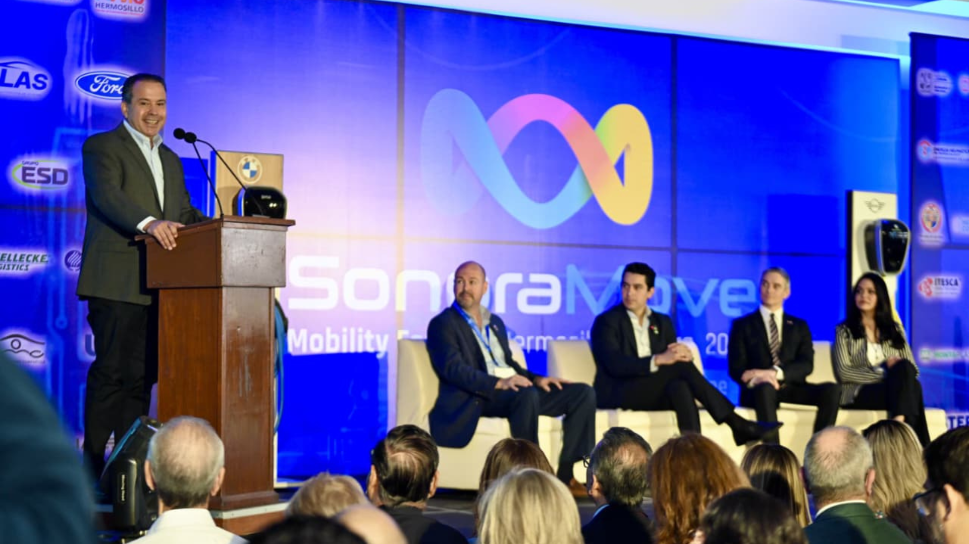 Destacan a Hermosillo como referente en transición energética durante foro de movilidad