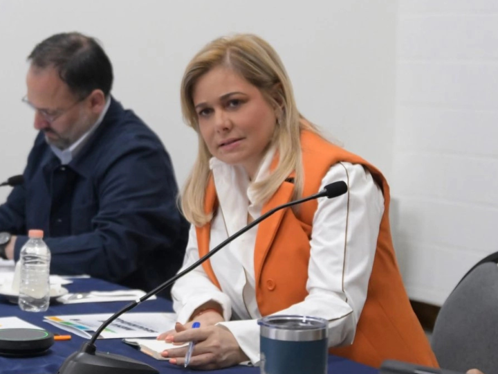 Maru Campos niega haber ignorado llamada de Sheinbaum tras caso CIA en Chihuahua