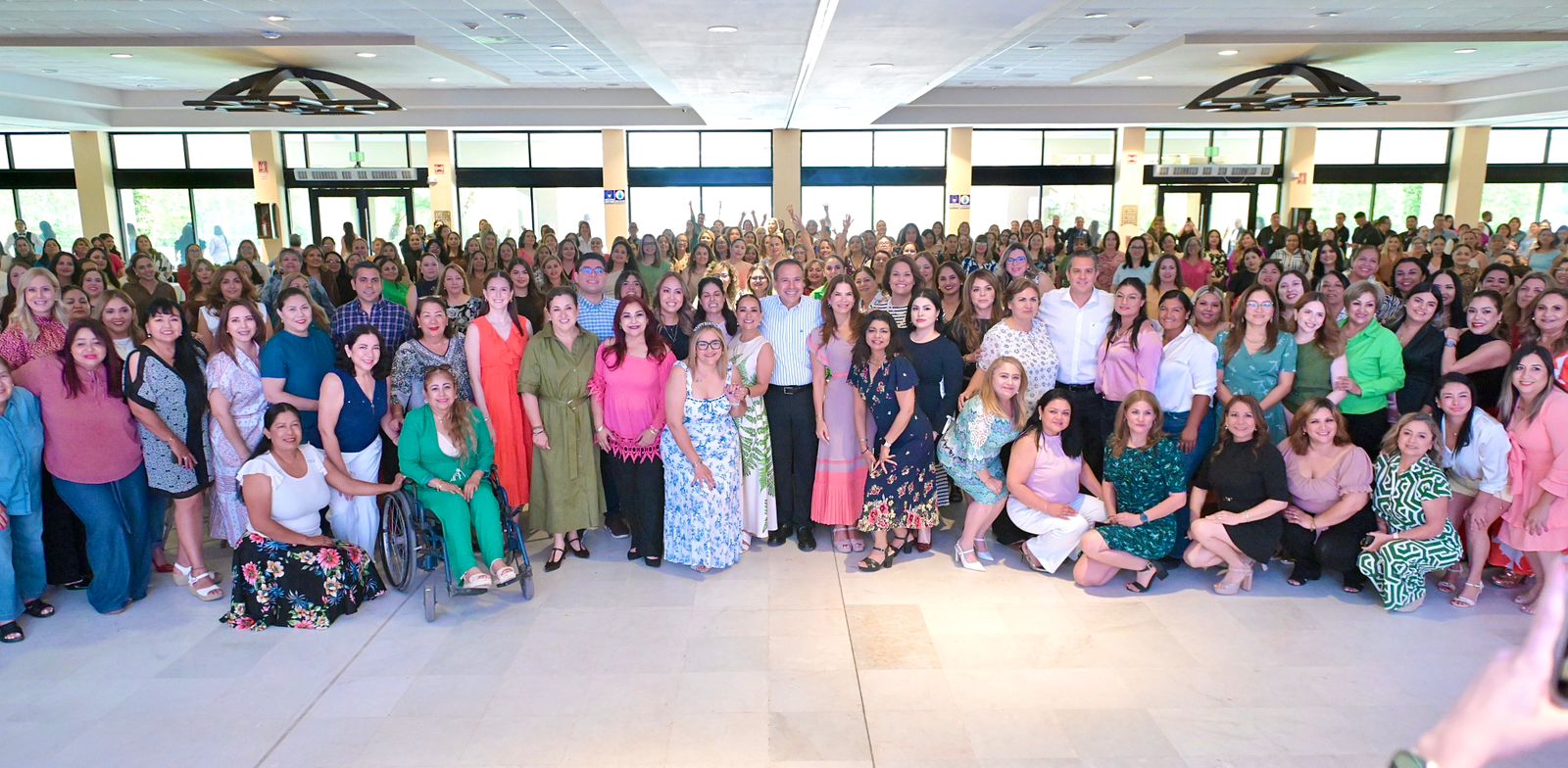 Reconocen a mujeres por su labor en Hermosillo