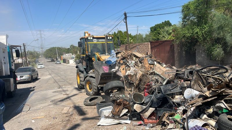 Retira Ayuntamiento de Hermosillo 40 toneladas de materiales en desuso en jornada de descacharre
